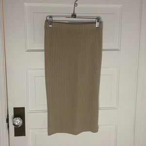 Forever 21 beige pencil skirt